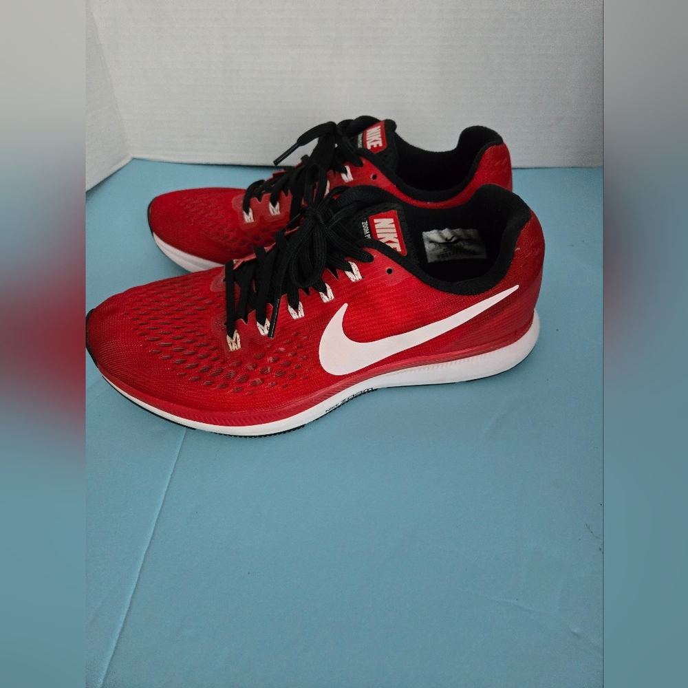 Nike ZOOM Woman's Red Running Shoes